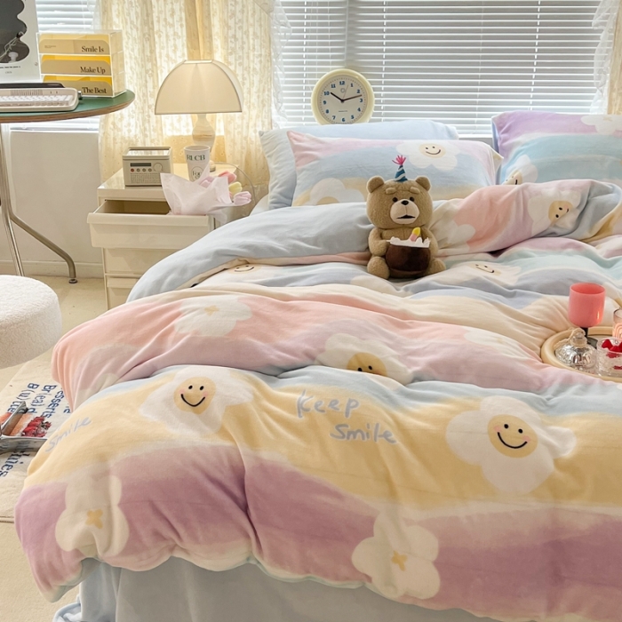 91家纺网 家纺一手货源 找家纺 昔可 2022新款牛奶绒卡通系列四件套 彩色太阳花