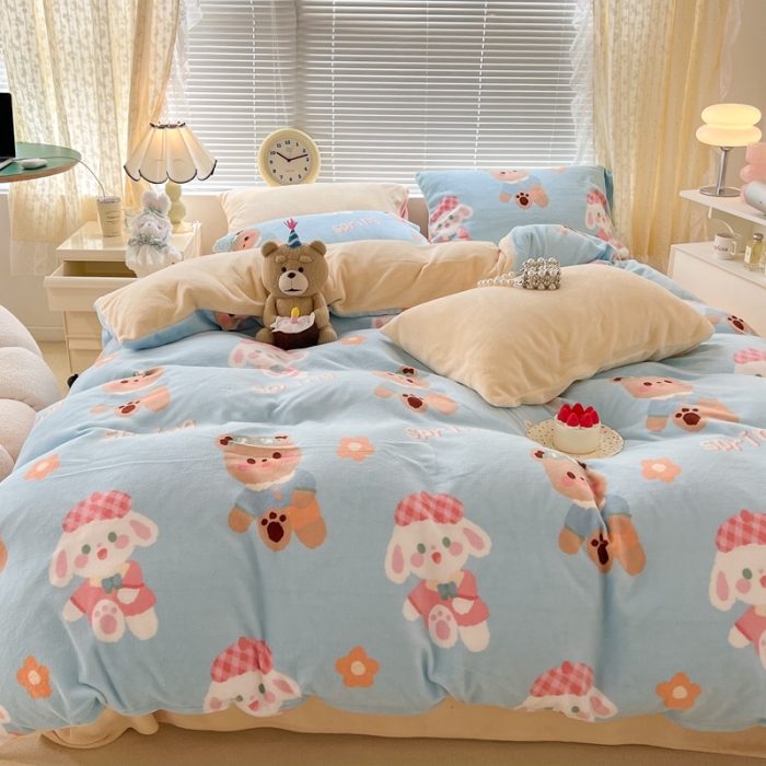 91家纺网 家纺一手货源 找家纺 昔可 2022新款牛奶绒卡通系列四件套 春游宝贝