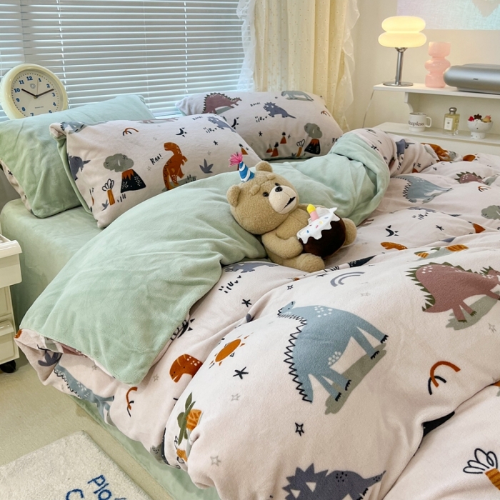 91家纺网 家纺一手货源 找家纺 昔可 2022新款牛奶绒卡通系列四件套 恐龙乐园