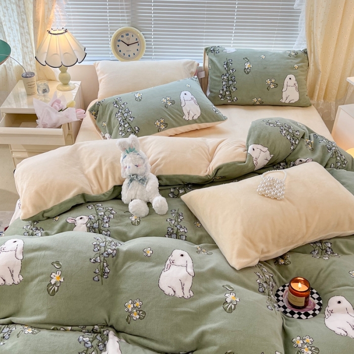 91家纺网 家纺一手货源 找家纺 昔可 2022新款牛奶绒卡通系列四件套 铃兰花花兔