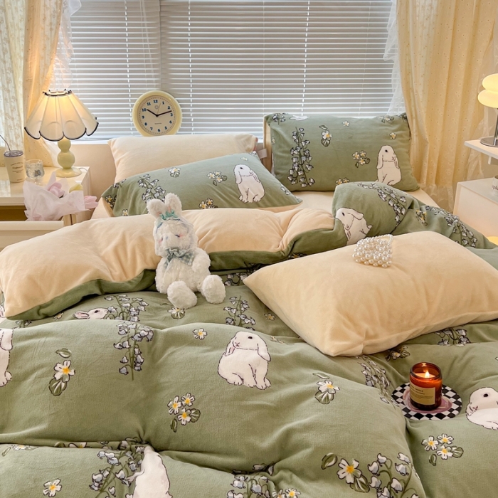 91家纺网 家纺一手货源 找家纺 昔可 2022新款牛奶绒卡通系列四件套 铃兰花花兔