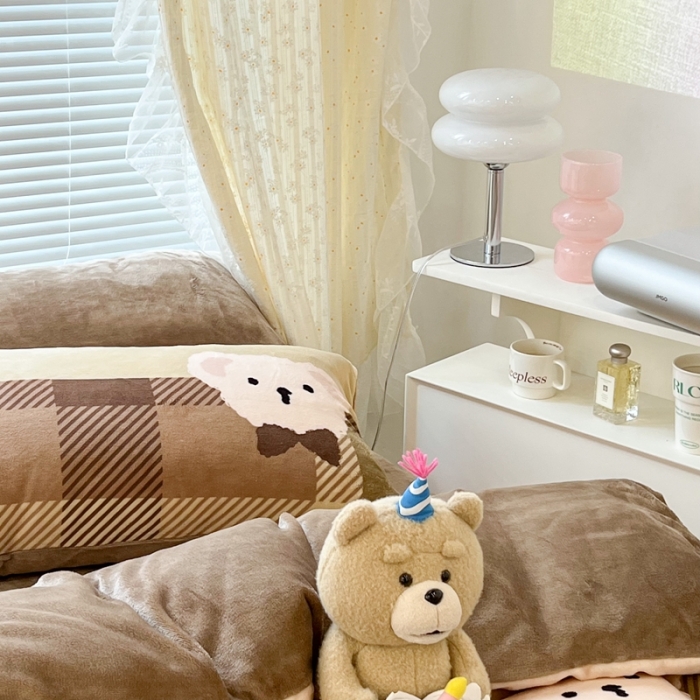 91家纺网 家纺一手货源 找家纺 昔可 2022新款牛奶绒卡通系列四件套 绅士小熊