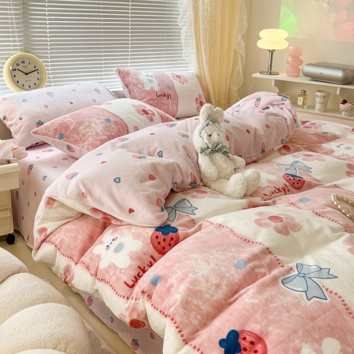 91家纺网 家纺一手货源 找家纺 昔可 2022新款牛奶绒卡通系列四件套 油画小兔