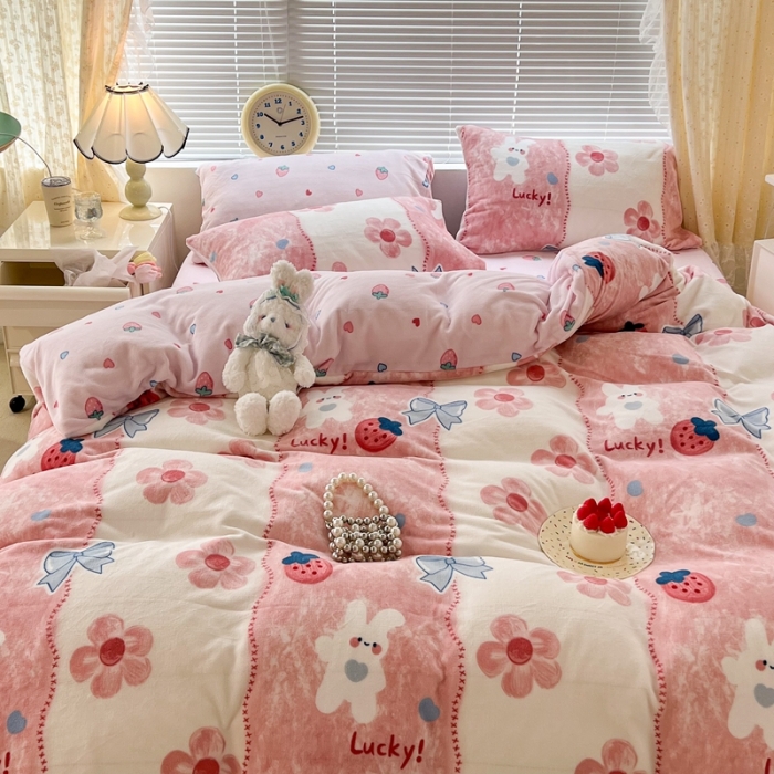 91家纺网 家纺一手货源 找家纺 昔可 2022新款牛奶绒卡通系列四件套 油画小兔