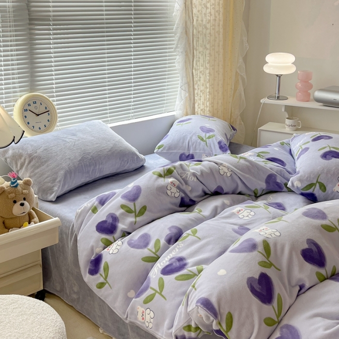 91家纺网 家纺一手货源 找家纺 昔可 2022新款牛奶绒卡通系列四件套 紫底郁金香