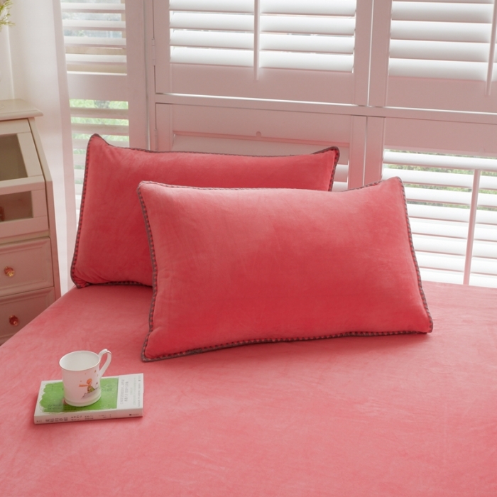 91家纺网 家纺一手货源 找家纺 啊雅家居 2025新款贝壳边宝宝绒四件套 贝壳玫红