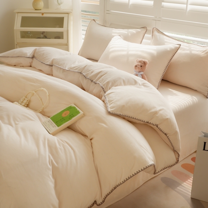 91家纺网 家纺一手货源 找家纺 啊雅家居 2025新款贝壳边宝宝绒四件套 贝壳乳白