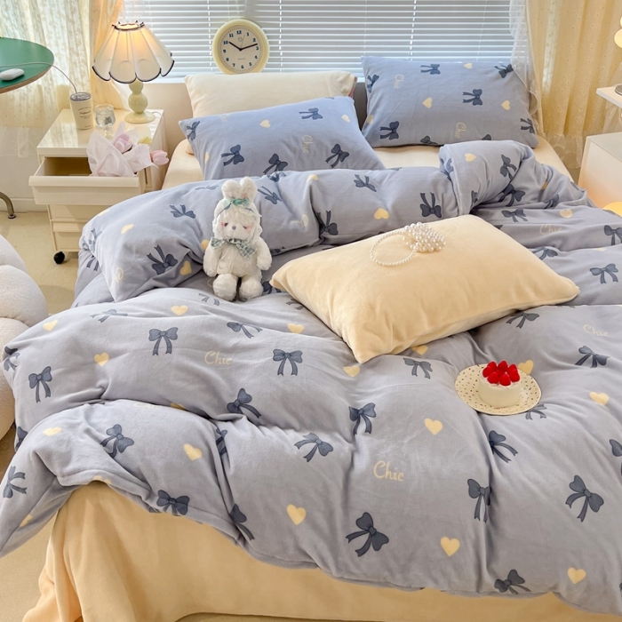 91家纺网 家纺一手货源 找家纺 昔可 2022新款牛奶绒少女小清新系列四件套 爱心蝴蝶结