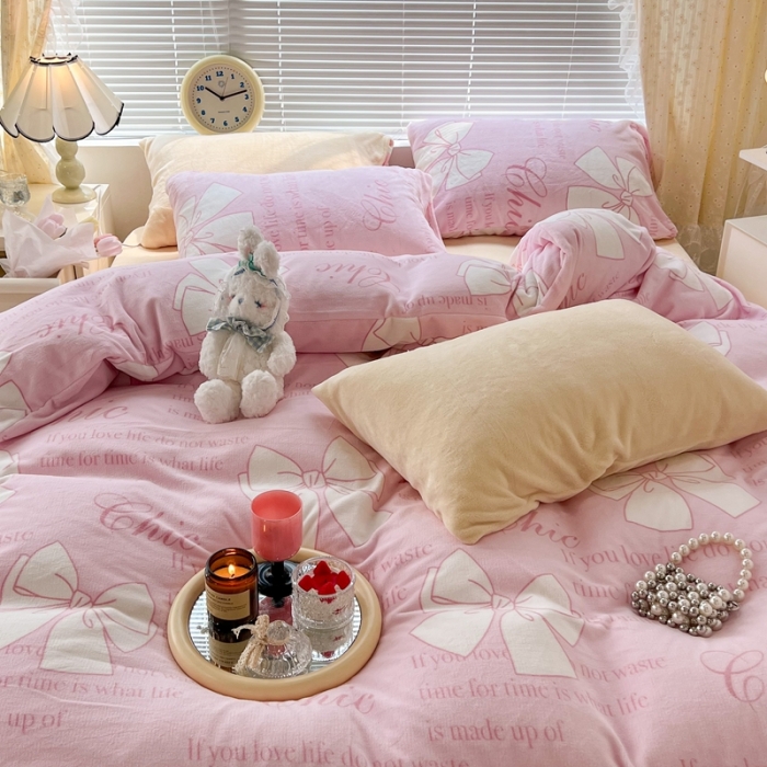 91家纺网 家纺一手货源 找家纺 昔可 2022新款牛奶绒少女小清新系列四件套 少女心事粉