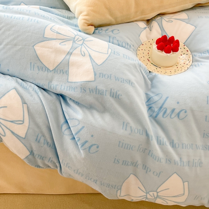 91家纺网 家纺一手货源 找家纺 昔可 2022新款牛奶绒少女小清新系列四件套 少女心事蓝