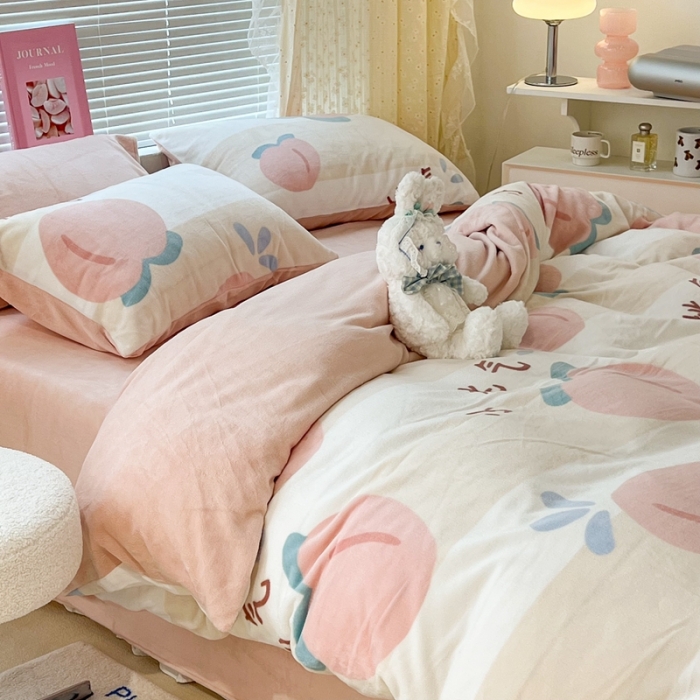 91家纺网 家纺一手货源 找家纺 昔可 2022新款牛奶绒少女小清新系列四件套 元气桃桃