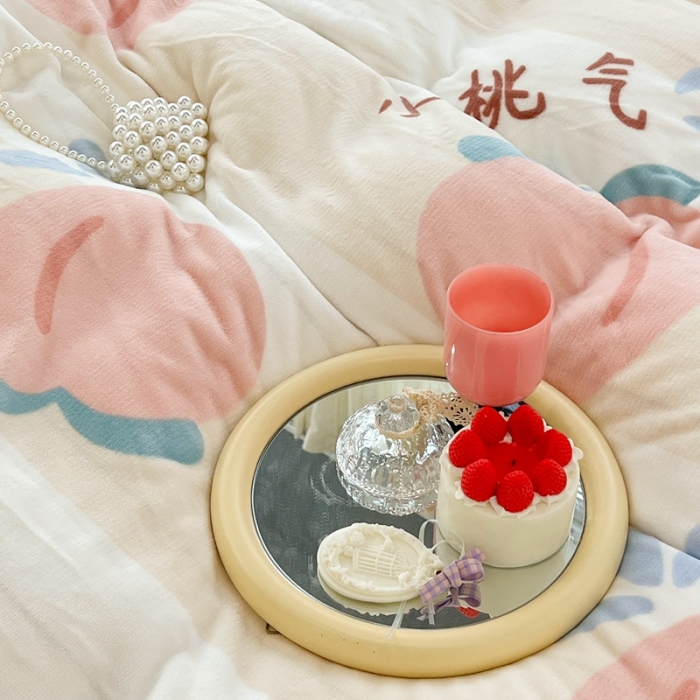 91家纺网 家纺一手货源 找家纺 昔可 2022新款牛奶绒少女小清新系列四件套 元气桃桃