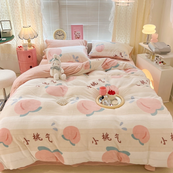 91家纺网 家纺一手货源 找家纺 昔可 2022新款牛奶绒少女小清新系列四件套 元气桃桃