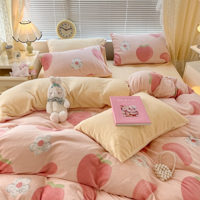 91家纺网 家纺一手货源 找家纺 昔可 2022新款牛奶绒少女小清新系列四件套 芝芝桃桃