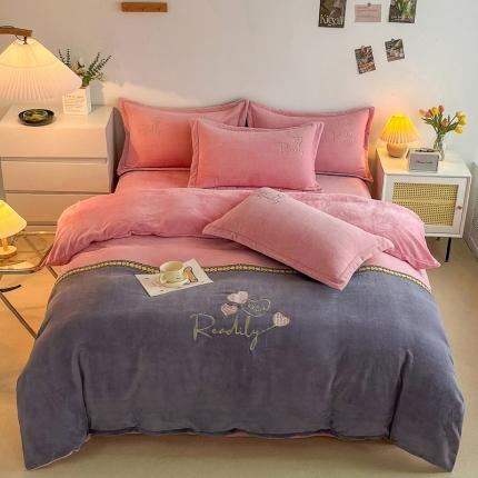 优姿家纺 2022新款牛奶绒8斤双拼色绣花保暖四件套 爱心-粉