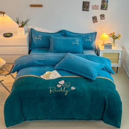 优姿家纺 2022新款牛奶绒8斤双拼色绣花保暖四件套 爱心-蓝+绿