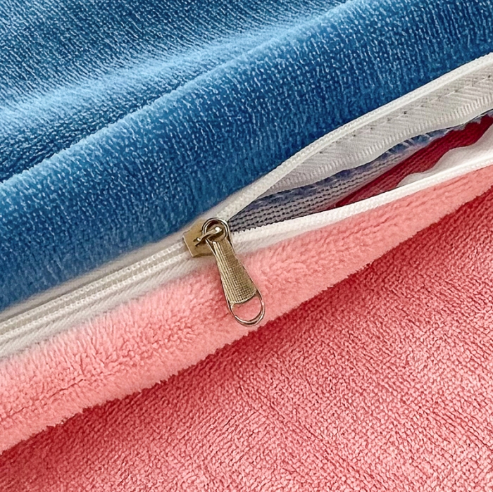 91家纺网 家纺一手货源 找家纺 优姿家纺 2022新款牛奶绒8斤双拼色绣花保暖四件套 山茶花-粉+蓝