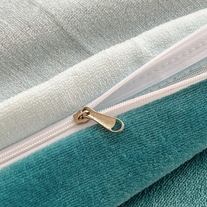 91家纺网 家纺一手货源 找家纺 优姿家纺 2022新款牛奶绒8斤双拼色绣花保暖四件套 山茶花-天空蓝