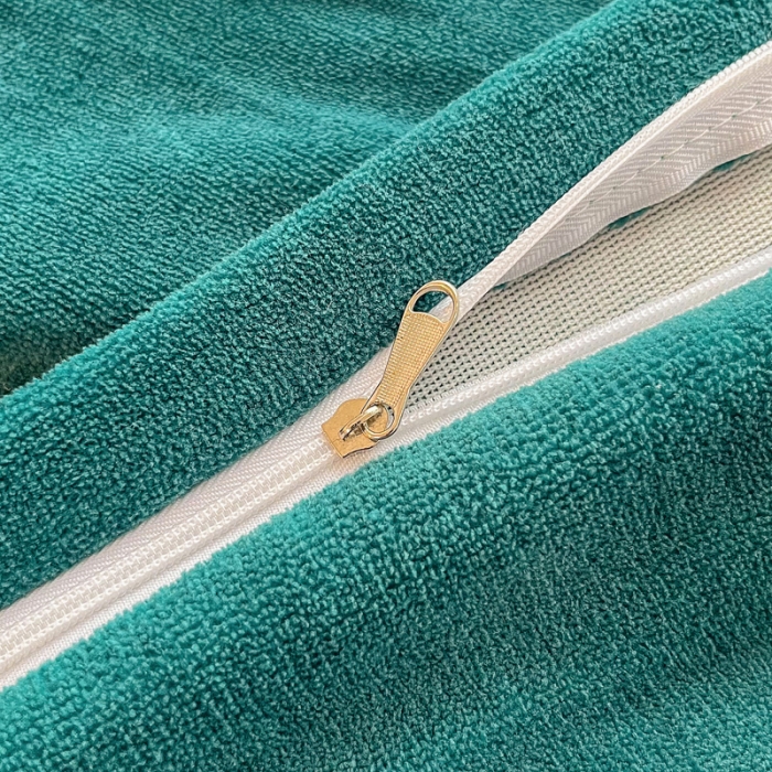 91家纺网 家纺一手货源 找家纺 优姿家纺 2022新款牛奶绒8斤双拼色绣花保暖四件套 中国风-蓝+绿