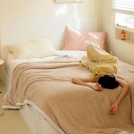 寐眠 2022新款牛奶绒剪花双层毯 优雅咖