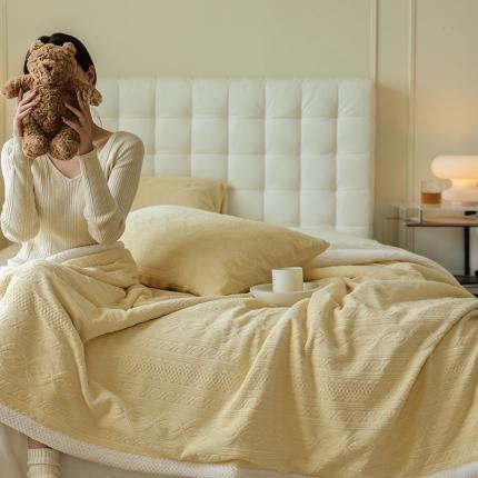 91家纺网 家纺一手货源 找家纺 寐眠 2022新款牛奶绒剪花双层毯 泡芙米