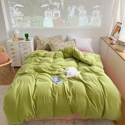 91家纺网 家纺一手货源 找家纺 柚子2022新款ins混搭风牛奶绒小碎花套件 绿芜