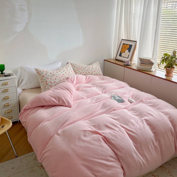 91家纺网 家纺一手货源 找家纺 （总）柚子2022新款ins混搭风牛奶绒小碎花套件