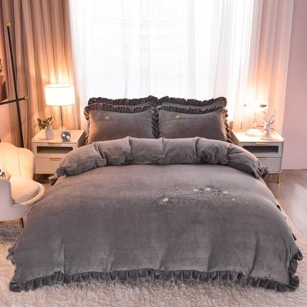 91家纺网 家纺一手货源 找家纺 （总）畅畅家纺 2022新款韩版荷叶边刺绣牛奶绒四件套