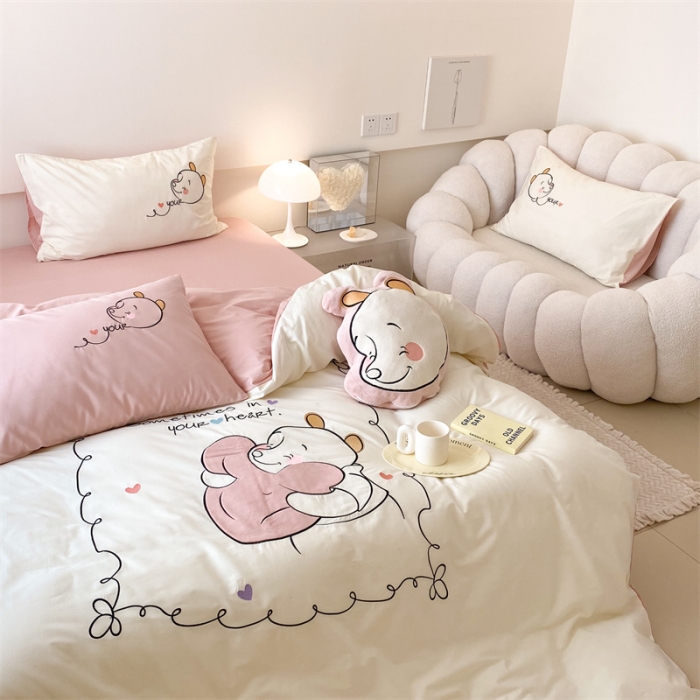 91家纺网 家纺一手货源 找家纺 （总）朗莎 2022新款迪士尼全棉水洗棉贴布绣四件套