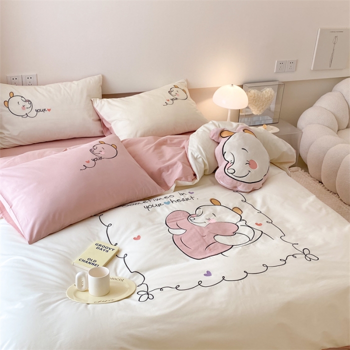 91家纺网 家纺一手货源 找家纺 朗莎 2022新款迪士尼全棉水洗棉贴布绣四件套 维尼