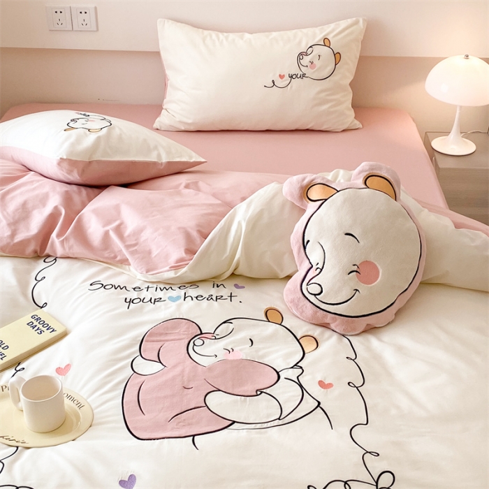 91家纺网 家纺一手货源 找家纺 朗莎 2022新款迪士尼全棉水洗棉贴布绣四件套 维尼