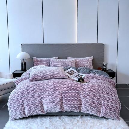 91家纺网 家纺一手货源 找家纺 啊雅家居 2025新款雕花绒加宝宝绒四件套 连雕豆沙