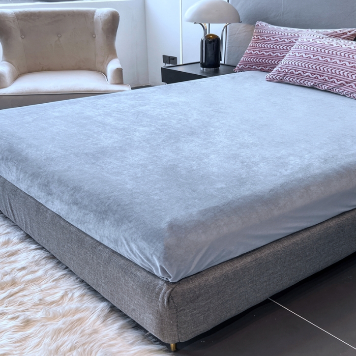 91家纺网 家纺一手货源 找家纺 啊雅家居 2025新款雕花绒加宝宝绒四件套 连雕豆沙