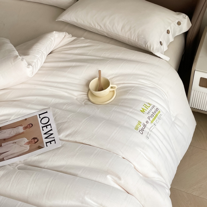 91家纺网 家纺一手货源 找家纺 匠心 2022新款A类牛奶大豆被冬被子被芯 条纹