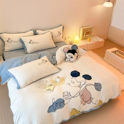 91家纺网 家纺一手货源 找家纺 （总）朗莎 2022新款迪士尼230g高克重牛奶绒四件套