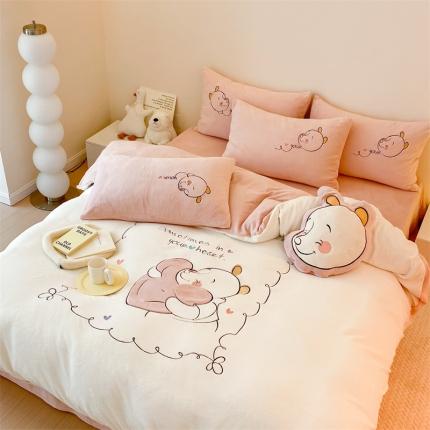 91家纺网 家纺一手货源 找家纺 （总）朗莎 2022新款迪士尼230g高克重牛奶绒四件套