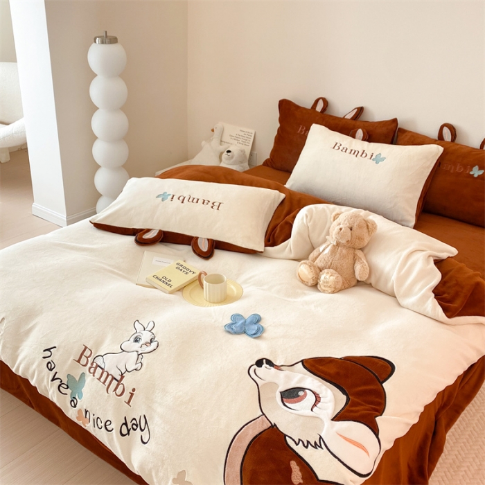 91家纺网 家纺一手货源 找家纺 朗莎 2022新款迪士尼230g高克重牛奶绒四件套 比比鹿