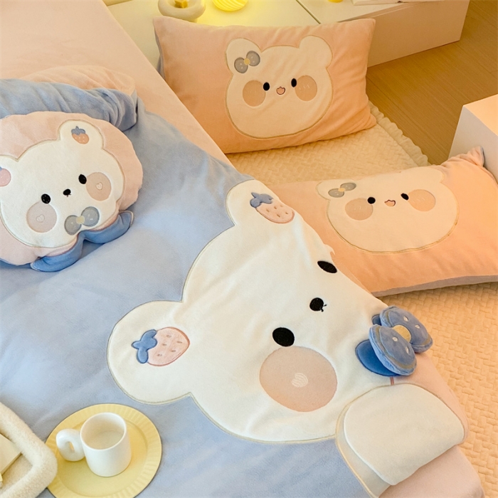 91家纺网 家纺一手货源 找家纺 朗莎 2022新款迪士尼230g高克重牛奶绒四件套 憨憨熊