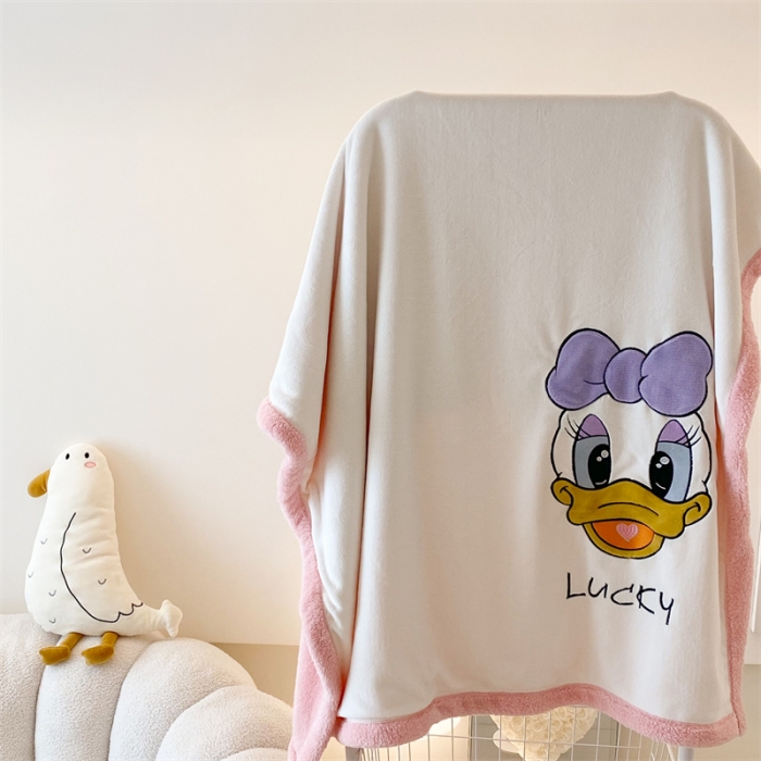 91家纺网 家纺一手货源 找家纺 朗莎 2022款迪士尼230g加厚羊羔绒牛奶绒立体贴布绣毛毯 黛丝