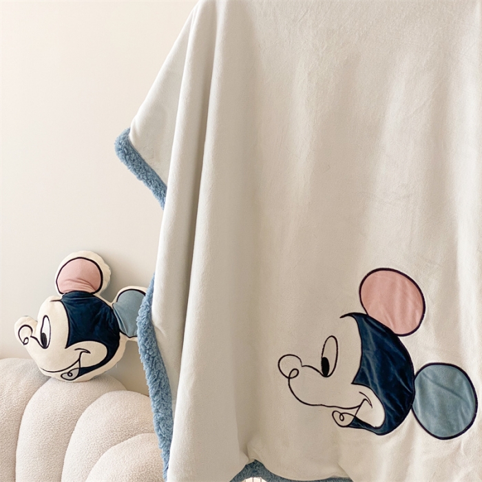 91家纺网 家纺一手货源 找家纺 朗莎 2022款迪士尼230g加厚羊羔绒牛奶绒立体贴布绣毛毯 米奇