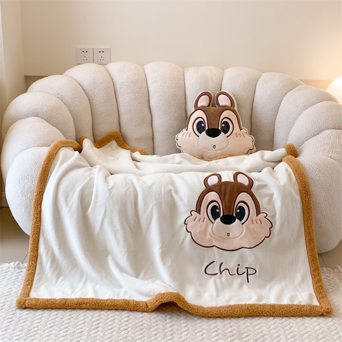 91家纺网 家纺一手货源 找家纺 朗莎 2022款迪士尼230g加厚羊羔绒牛奶绒立体贴布绣毛毯 奇奇蒂蒂