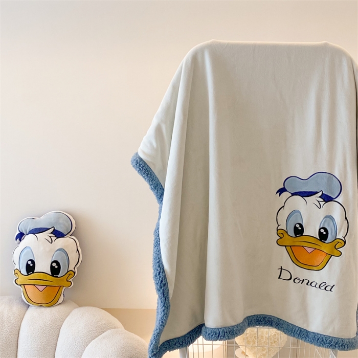 91家纺网 家纺一手货源 找家纺 朗莎 2022款迪士尼230g加厚羊羔绒牛奶绒立体贴布绣毛毯 唐老鸭