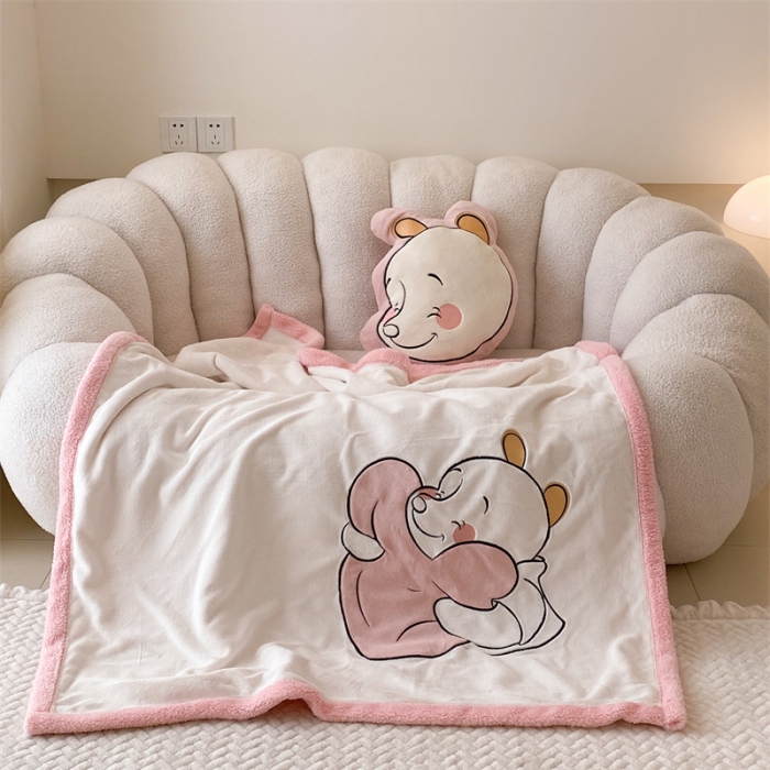 91家纺网 家纺一手货源 找家纺 朗莎 2022款迪士尼230g加厚羊羔绒牛奶绒立体贴布绣毛毯 维尼