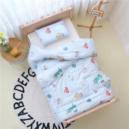 91家纺网 家纺一手货源 找家纺 艾佳宝贝婴儿绒幼儿园冬被仿鹅绒儿童春秋被保暖加厚被 恐龙世界