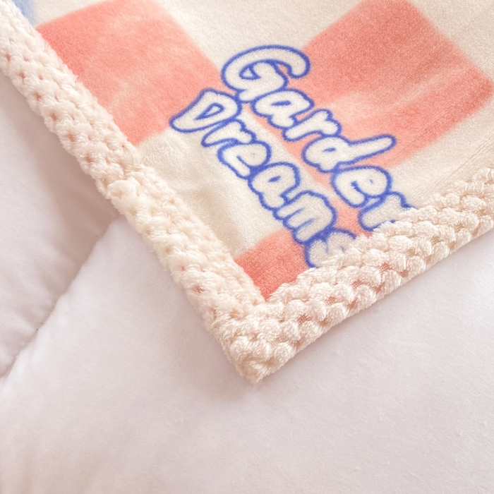 91家纺网 家纺一手货源 找家纺 绒兔兔 2022新款牛奶绒印花毯子 生如夏花