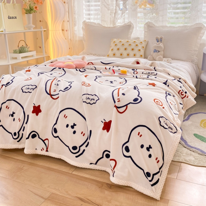 91家纺网 家纺一手货源 找家纺 绒兔兔 2022新款牛奶绒印花毯子 太空熊