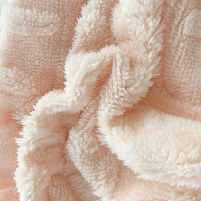 91家纺网 家纺一手货源 找家纺 绒兔兔 2022新款舒棉绒毯子 舒棉绒-樱花粉