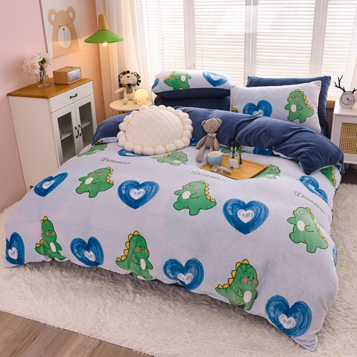 91家纺网 家纺一手货源 找家纺 芃成 2022新款加厚双面牛奶绒印花床品系列-四件套 爱心恐龙