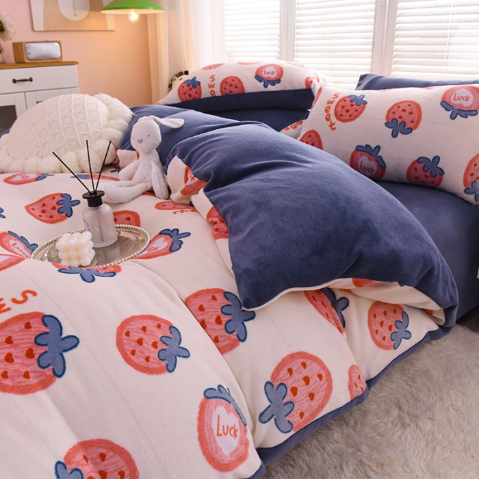 91家纺网 家纺一手货源 找家纺 芃成 2022新款加厚双面牛奶绒印花床品系列-四件套 草莓奶昔