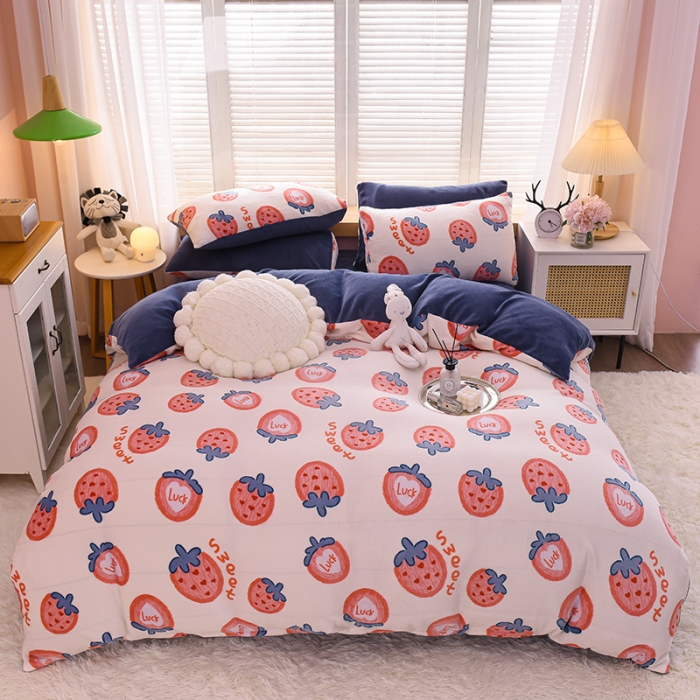 91家纺网 家纺一手货源 找家纺 芃成 2022新款加厚双面牛奶绒印花床品系列-四件套 草莓奶昔